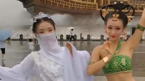 俩个网红跳舞视频大全,热门视频大盘点