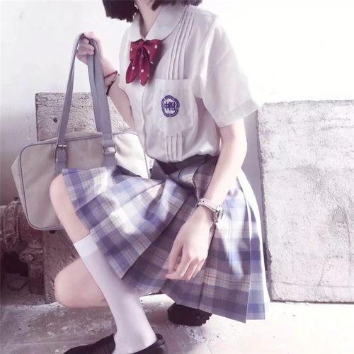 jk头像微头条图片,青春校园风潮下的潮流新宠