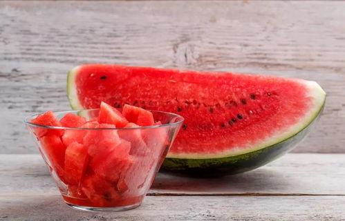 小耶吃瓜,揭秘娱乐圈那些不为人知的幕后故事