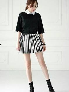 网红短裙新款白色和黑色,网红短裙新款，白色与黑色经典对决