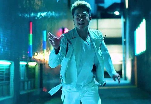 动作电影明星,硬汉柔情，银幕英雄的传奇人生