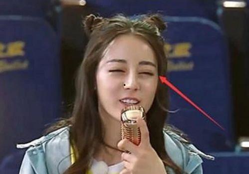 女明星戴近视眼镜图片,探寻女明星的时尚与真实